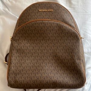 Large Michael kors backpack never worn monochrome leather